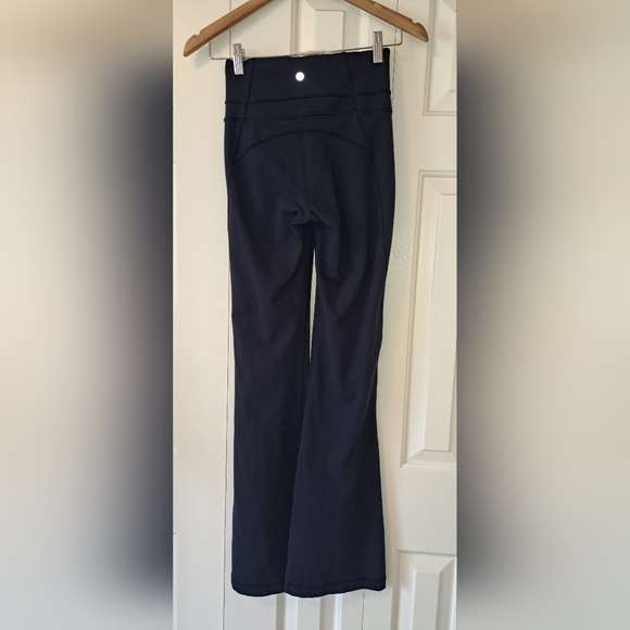 Lululemon Nulu Flare Pants, size 4, Navy. - Picture 1 of 4